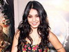  Iti place rochita inflorata purtata de Vanessa Hudgens?