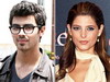 Joe Jonas se cearta tot timpul cu Ashley Greene