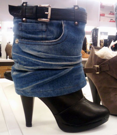Botine imbracate in jeans - ai purta asa ceva?