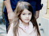 Suri Cruise nu suporta calatoriile cu avionul