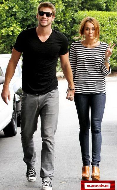 Miley Cyrus s-a despartit  din nou de Liam Hemsworth?  - GALERIE FOTO