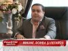 Adi Minune - lovit peste ceafa de un necunoscut, dupa ce a aparut zvonul ca s-ar iubi cu Bomba Sexy! VIDEO