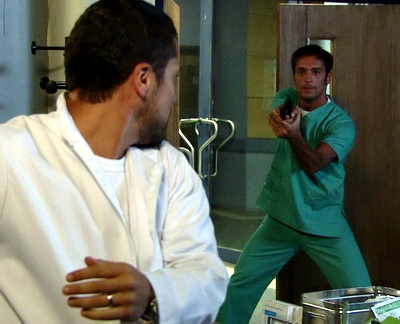 Ultimul episod din acest sezon al telenovelei “Iubire si onoare” 