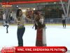 Gherghina Stancu s-a aventurat pe gheata, in costum popular si cu patine - VIDEO