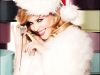 Intra in atmosfera de sarbatoare cu cele mai sexy colinde - varianta Kylie Minogue - VIDEO
