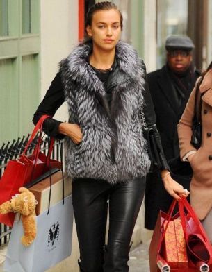 Irina Shayk i-a cumparat deja cadoul de Valentine’s Day lui Cristiano Ronaldo? 