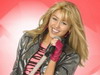Miley Cyrus: "Mi-e dor de Hannah Montana!"