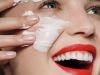 9 sfaturi de la medicul dermatolog pentru ingrijirea tenului