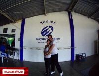 Maite Perroni a sarit cu parasuta de ziua ei