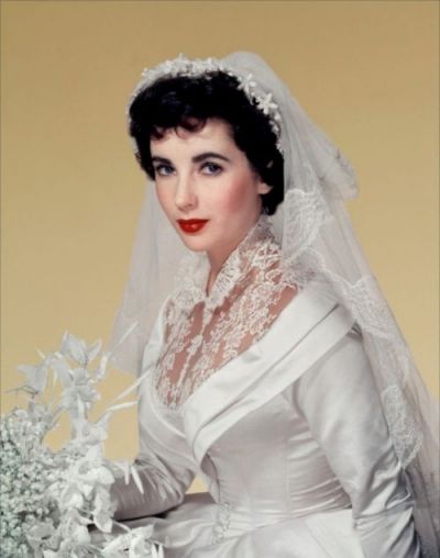 7 soti, 8 casatorii - Iubirile lui Elizabeth Taylor