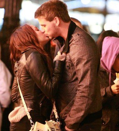 Miley Cyrus si Liam Hemsworth, din nou impreuna?