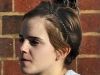 Emma Watson – plina de cosuri si intr-o tinuta neglijenta