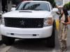 Vezi ce MONSTER TRUCK si-a luat Kim Kardashian!
