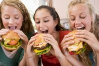 Fast food - mai bine nu!