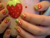 Au aparut capsunele! Le-ai purta desenate pe unghii? VIDEO