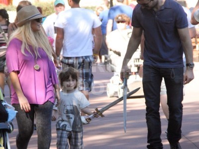 De nerecunoscut! Christina Aguilera, invinsa de kilograme - FOTO