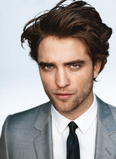 Robert Pattinson se simte ca dupa o despartire de o persoana draga, la finalizarea filmarilor pentru “Saga Amurg”