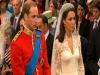 Ati ghicit ce fel de rochie a purtat Kate Middleton la nunta ei: spectaculoasa, de dantela, cu trena! GALERIE FOTO