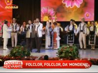 Solistii de muzica populara pretuiesc enorm costumul traditional - VIDEO