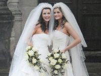 Viata la indigo. Au aceeasi masina, aceeasi slujba, aceiasi copii. Povestea uimitoare a doua surori