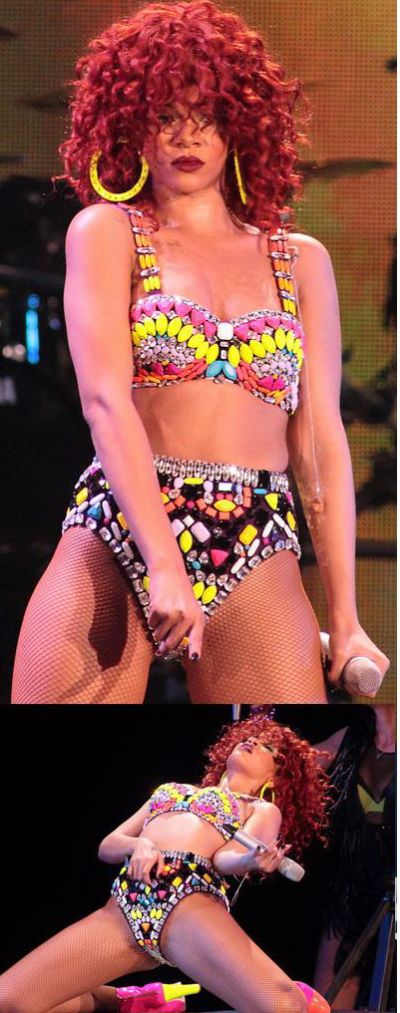  Rihanna recidiveaza – Artista a aparut in sutien si chiloti pe scena – FOTO