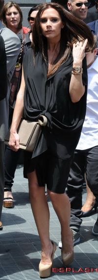 Ghiceste cui i-a propus Victoria Beckham sa fie nasa copiilor ei