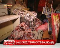 Povestea barbatului care traieste sub un munte de gunoaie