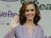 Katy Perry  s-a facut saten - roscata – Iti place cum ii sta? - GALERIE FOTO