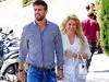 Shakira si Pique au intrat la apa dupa un mic accident - VIDEO