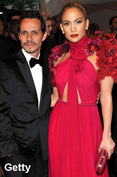 Marc Anthony nu suporta faptul ca J.Lo  se imbraca sexy