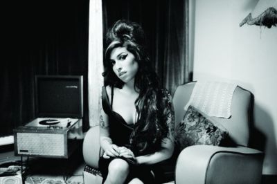 Top 10: Cele mai cunoscute si apreciate melodii ale lui Amy Winehouse