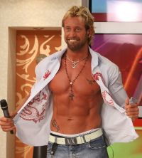 Gabriel Soto este pudic si un vrea sa pozeze gol - GALERIE FOTO