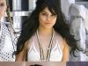 Vanessa Hudgens regreta ca s-a tuns scurt? Poarta peruca bruneta in timpul liber!  - FOTO