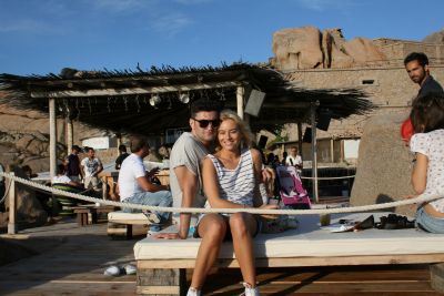  Smiley si-a sarbatorit ziua de nastere in Sardinia – Vezi ce surprize i-a pregatit Laura Cosoi