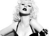 Te misti ca Mick Jagger? Vezi un clip facut de Christina Aguilera si Maroon 5!