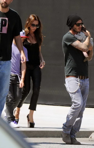 Victoria Beckham nu se dezminte: prima apritie publica dupa ce a nascut, pe tocuri imense