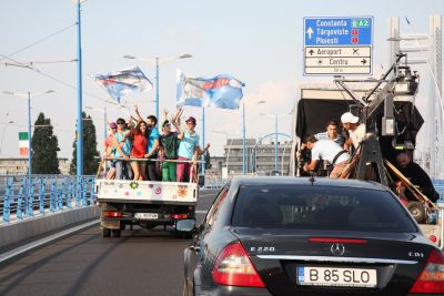 Filmari in aplauzele trecatarilor, la genericul “Pariu cu viata” - GALERIE FOTO 