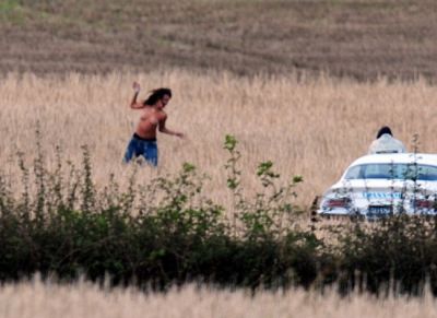 A aratat tot ce se putea! Rihanna - topless la filmarile pentru noul ei videoclip