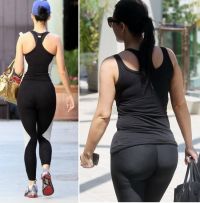 	Iata costumul de fitness care ar face si fundul lui Kim Kardashian sa para mic!