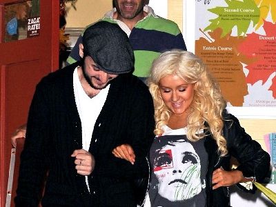 Elementul vestimentar uitat de Christina Aguilera - Vezi poza care face inutila imaginatia!