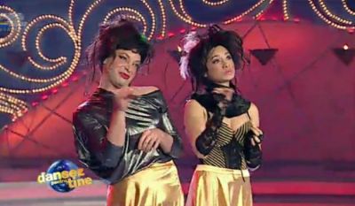 Aylin si Ovidiu, cele doua surori vitrege ale Cenusaresei, au facut  SHOW la "Dansez pentru tine"