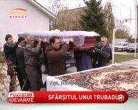 A murit Pino, scriitorul romantic care cantarea un sfert de tona! Vezi imagini cutremuratoare de la inmormantare! IDEO