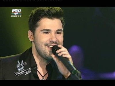 A facut-o pe Loredana sa planga la VOCEA ROMANIEI. Olandezul zburator e istorie, fa cunostinta cu ROMANUL CARE ZBOARA PE PORTATIV