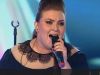 Are numai 17 ani, dar ii face concurenta serioasa lui ADELE! - Moga i-a promis ca o va duce  TOT MAI SUS