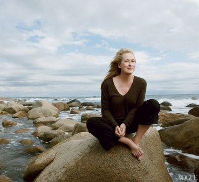 Meryl Streep, la 62 de ani pentru prima data pe coperta revistei Vogue