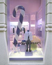 Versace in Milano. Uite cum arata cel mai nou si luxos magazin pentru copii