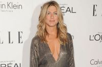 Jennifer Aniston, cea mai sexy femeie din toate timpurile, dorita de toti britanicii la petrecerea de Craciun