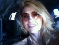 Aracely Arambula are un nou look