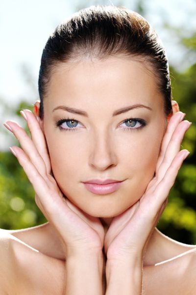 Vrei sa ai o piele perfecta? Uite 5 alimente care iti garanteaza un ten frumos si stralucitor