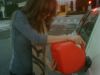 Thalia a ramas fara benzina